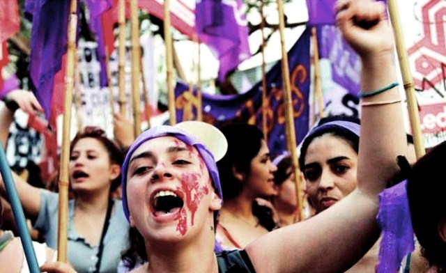 Réveillons la mémoire lutte de classe, internationaliste et révolutionnaire de la journée des femmes !