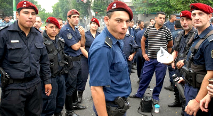 Argentina: El régimen político vuelve a decir 