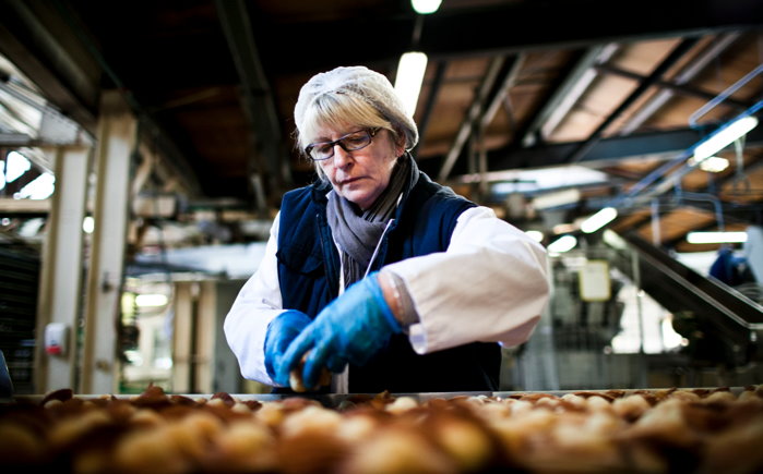 En Caen, los Jeannettes ocupan su fábrica y producen sin patrón