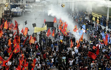 Huelga general por la muerte de los mineros y represión del gobierno 