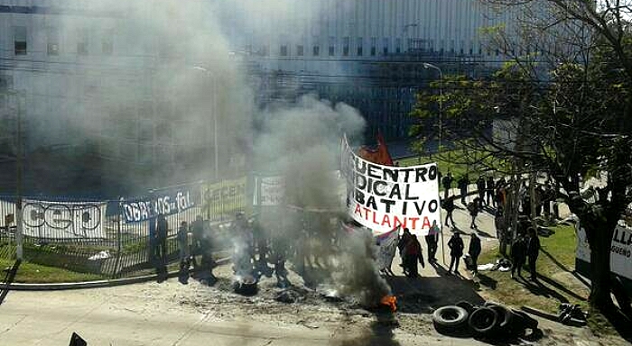 Argentina: Gestamp dismissed workers stop the factory, all the support for their triumph!