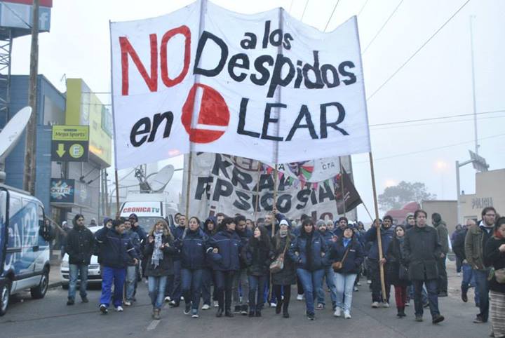 ARGENTINA: PRESS RELEASE FROM LEAR WORKERS. Mass firings and layoffs in the automotive industry