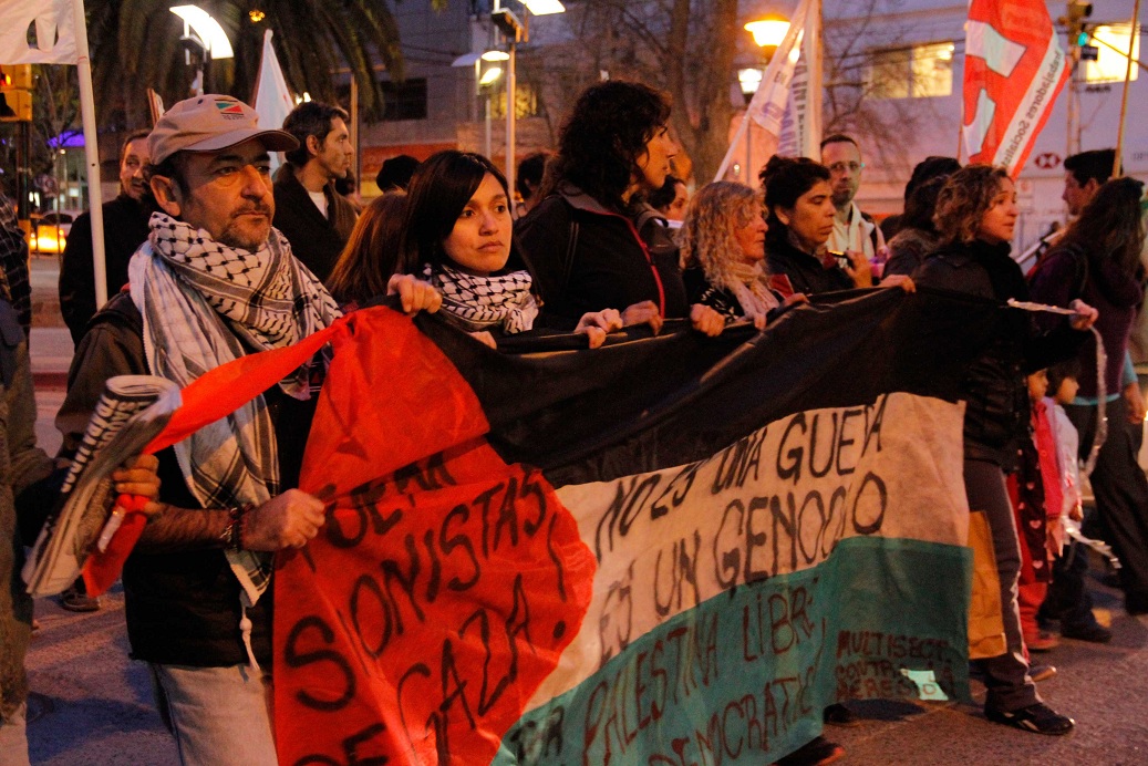 Neuquén marchó contra masacre de Israel al pueblo palestino