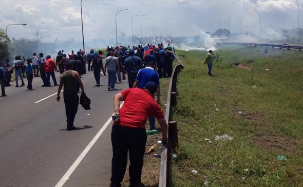 Violenta represión a trabajadores de Sidor, dos heridos de bala y varios detenidos