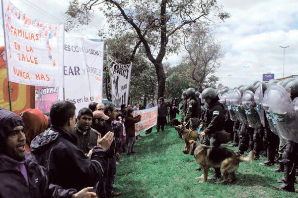 Generosos con las multinacionales, duros con el pueblo trabajador