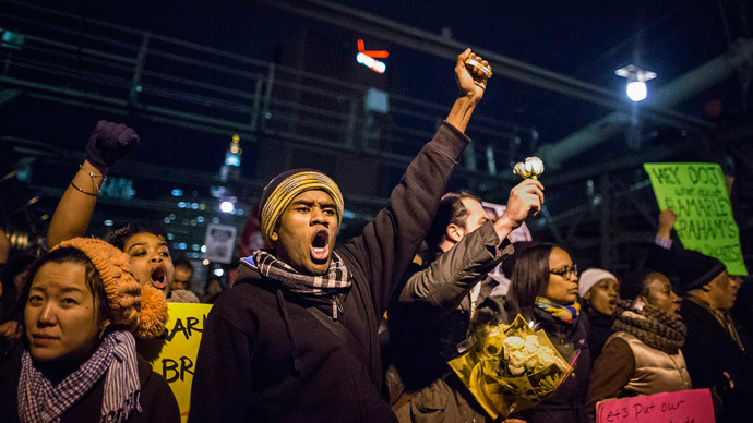 Se movilizan en Estados Unidos contra el racismo y la brutalidad policial
