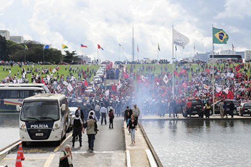 Brasil: con el paro del 15 de abril los trabajadores debemos entrar en la escena