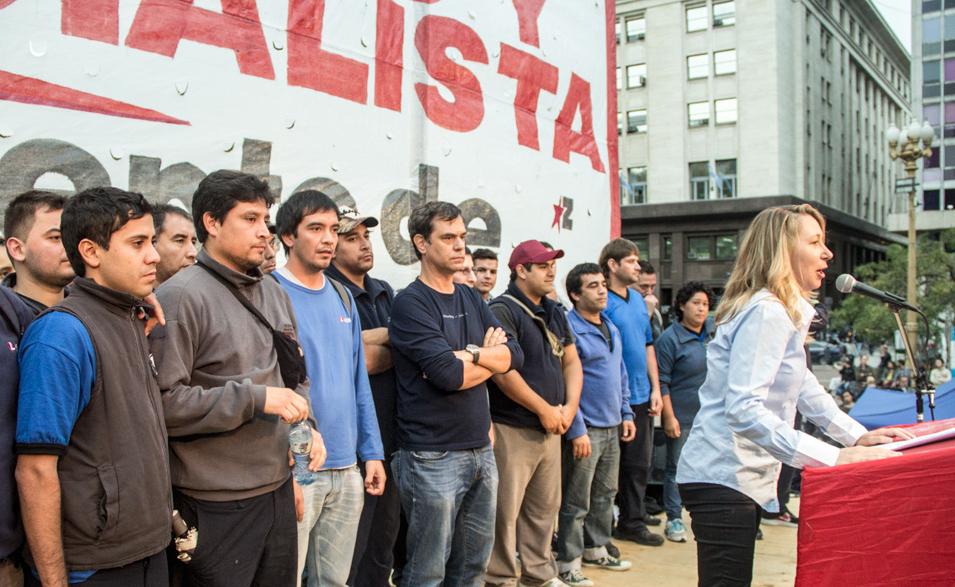 El Frente de Izquierda hizo un masivo acto en Plaza de Mayo