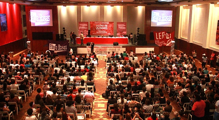 Brazil: Big meeting brings together more than 800 workers and young people from the whole country