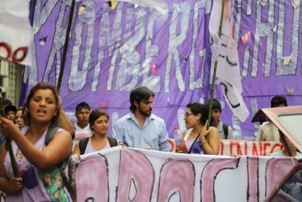 Nicolás del Caño: “Todos los legisladores y funcionarios deben cobrar como un trabajador”