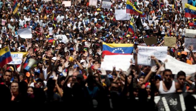 Continúa la tensión y la crisis abierta en Venezuela