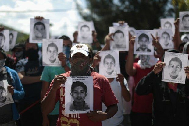 Crisis política en México tras la masacre de Iguala