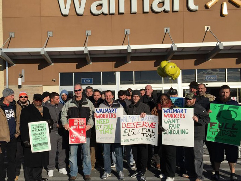 Black friday: Walmart Workers Stand Up to Poverty Wages