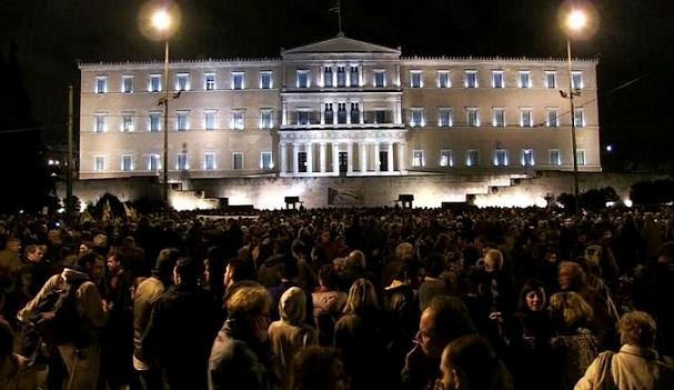 Face au coup de force de la BCE et les tergiversations de Tsipras, solidarité avec les travailleurs et le peuple de Grèce !